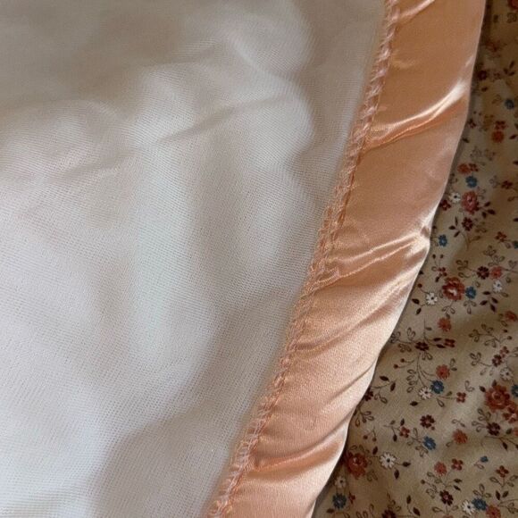 Vintage 1950’s 1960’s Pink Quilted King Size Comforter Blanket 109”X90” - Picture 10 of 12